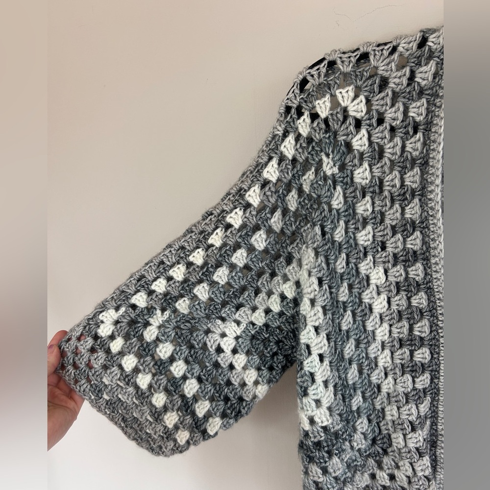 Hand Knit Openwork Crochet Granny Square Chunky Cardigan Boho Cottage Artsy Sz M - Picture 3 of 9